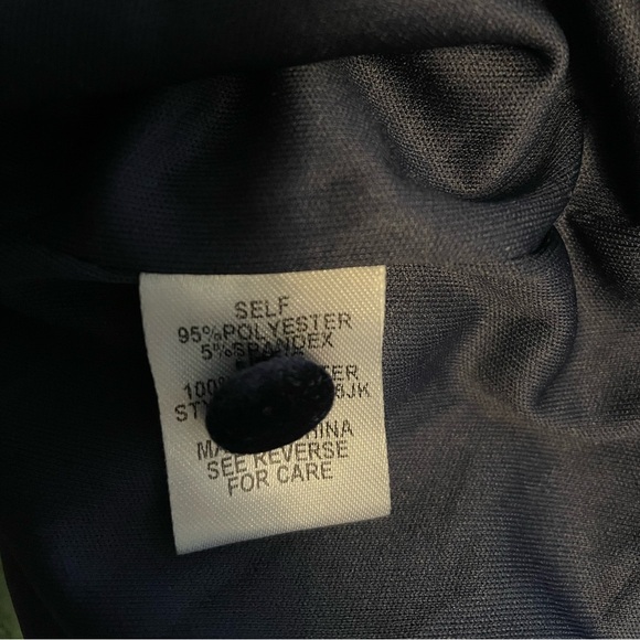 Kittenish Velvet Wrap Dress - Picture 15 of 16